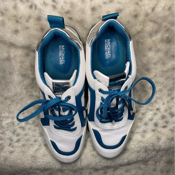 Michael Kors Wilma Trainer Sneaker - Picture 2 of 7